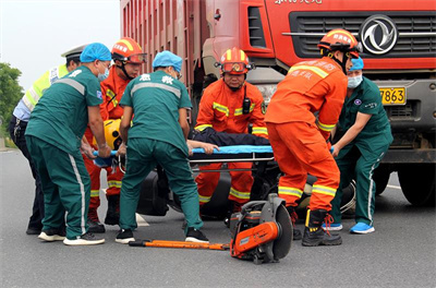 沅陵沛县道路救援