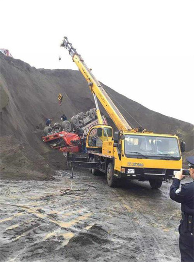 沅陵上犹道路救援